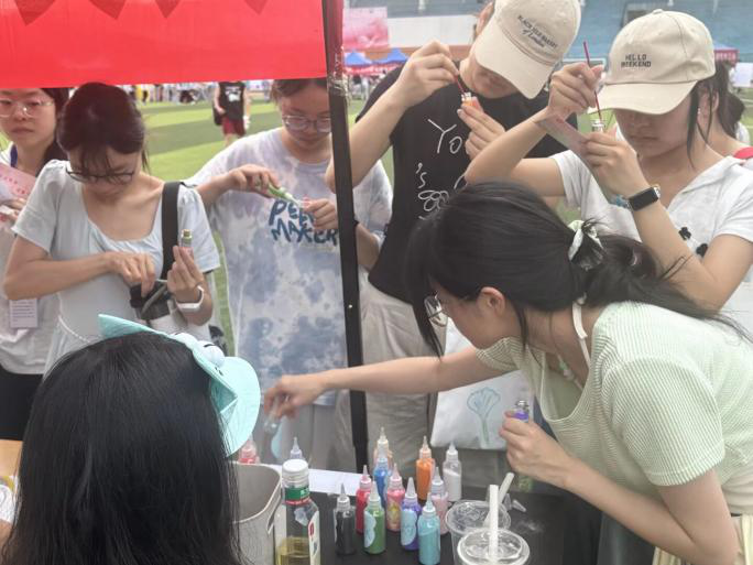 1535dbe94a314571bafb235156caca68.png